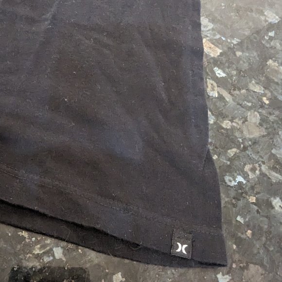 Hurley Tshirt - Small - Picture 6 of 6